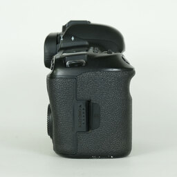 Canon EOS 5D Mark IV