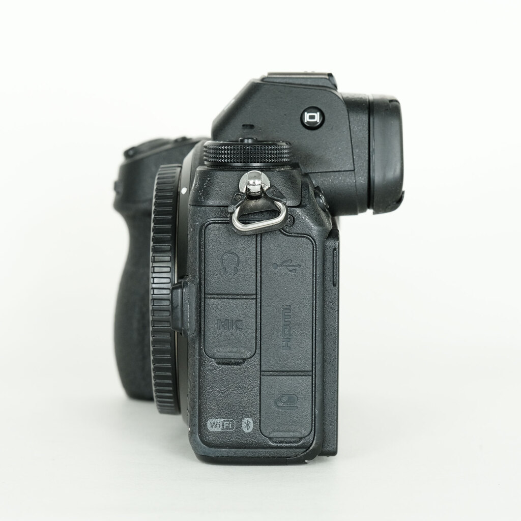 【くら】Nikon Z7 ボディ + 予備バッテリー等 おまけあり くら】Nikon Z7 ボディ + 予備バッテリー等 おまけあり Nikon Z7