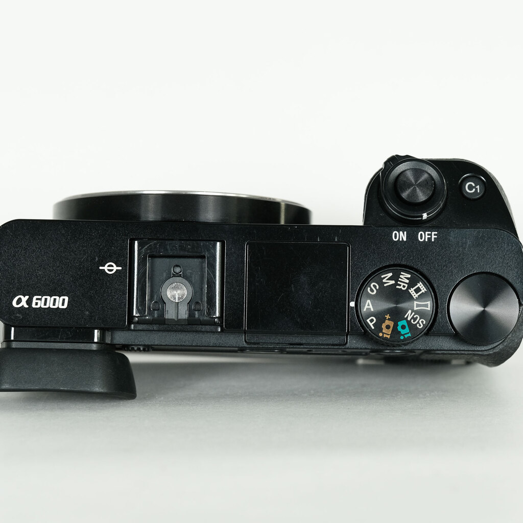 SONY α6000(ILCE-6000) SONY α6000(ILCE-6000)