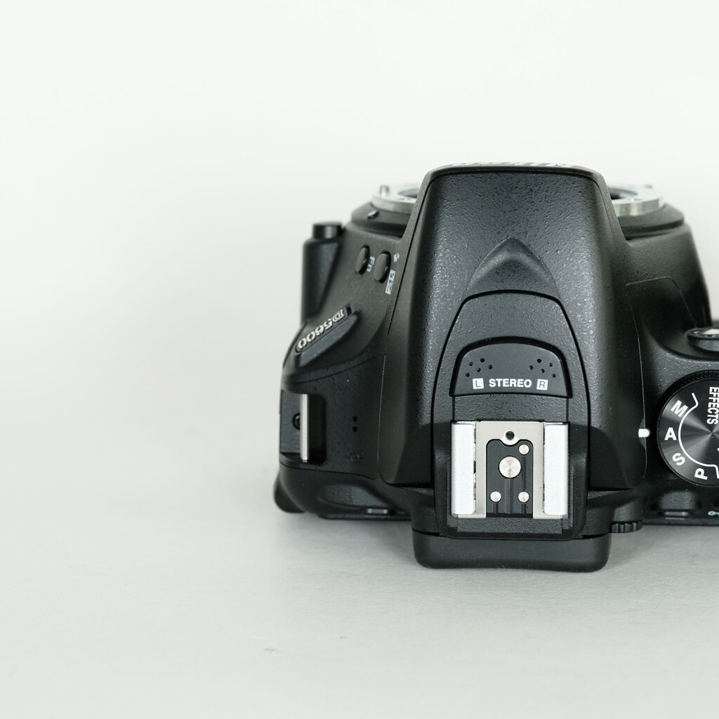 奈々　nikon D5600 ※消されたので再出品 奈々 nikon D5600 ※消されたので再出品 Nikon D5600を徹底解説。作例