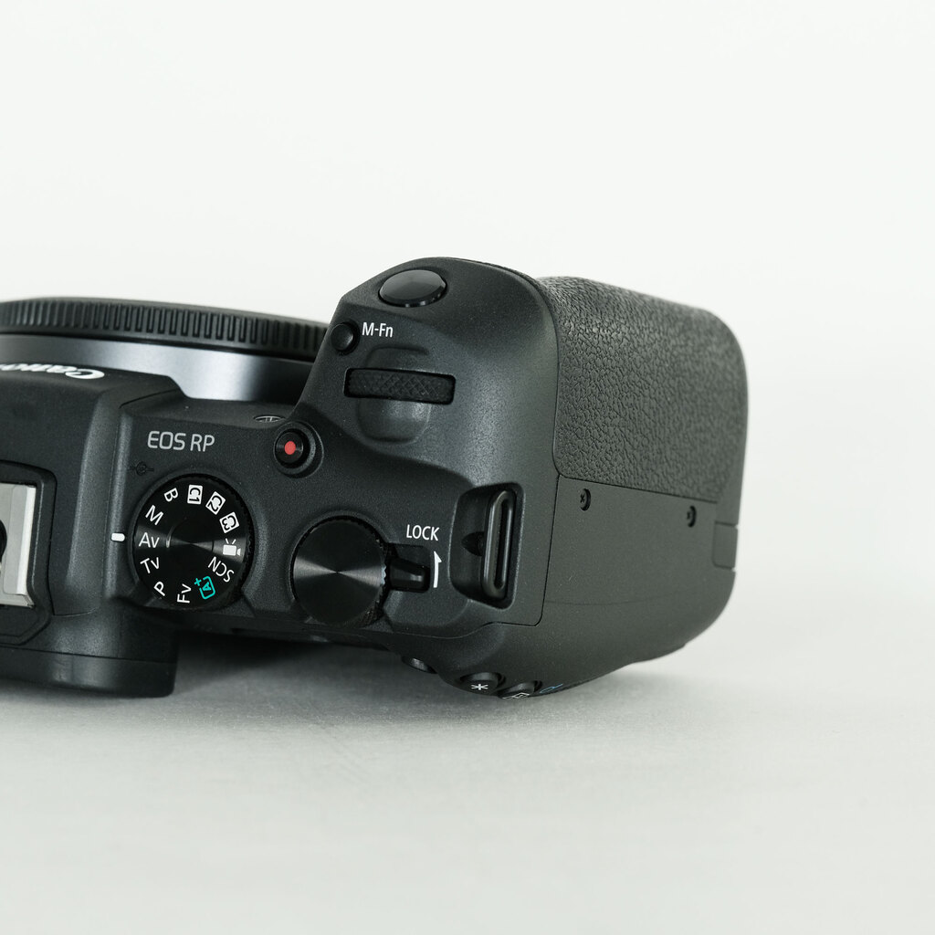 Canon EOS RP Canon EOS RP