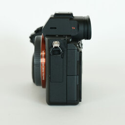 SONY α7 III(ILCE-7M3) SONY α7 III(ILCE-7M3)