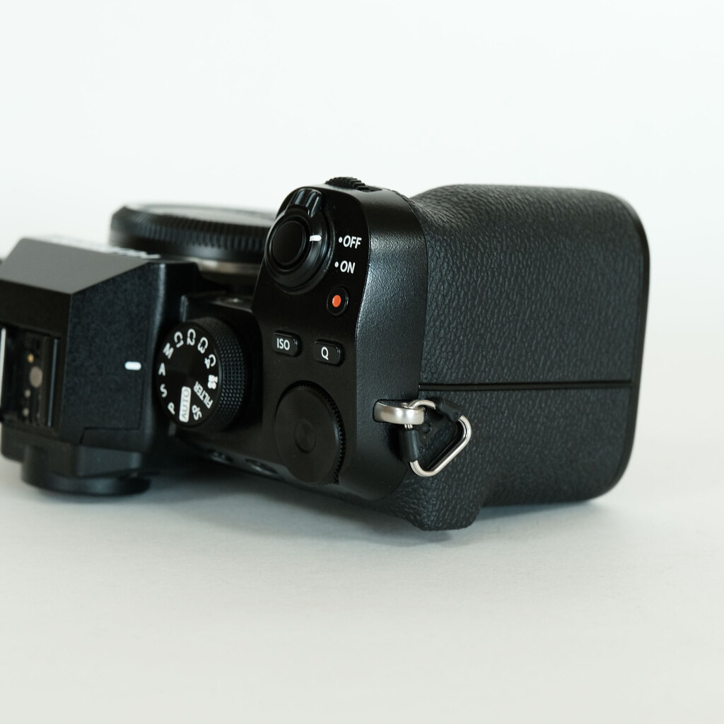 Fujifilm X-S10 本体と箱 FUJIFILM X-S10の出品 | ONE SCENE（ワンシーン）
