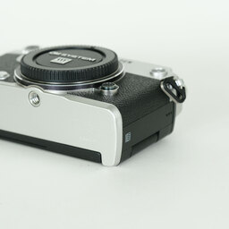 OLYMPUS PEN-F