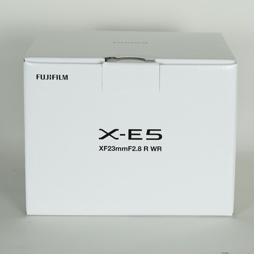 FUJIFILM X-E5