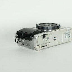 OLYMPUS PEN E-P3 ボディ シルバー OLYMPUS PEN E-P3 ボディ シルバー