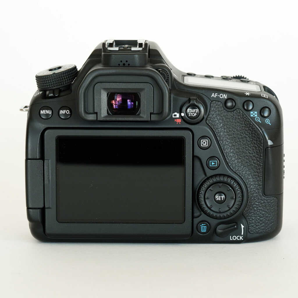 Canon EOS 80D