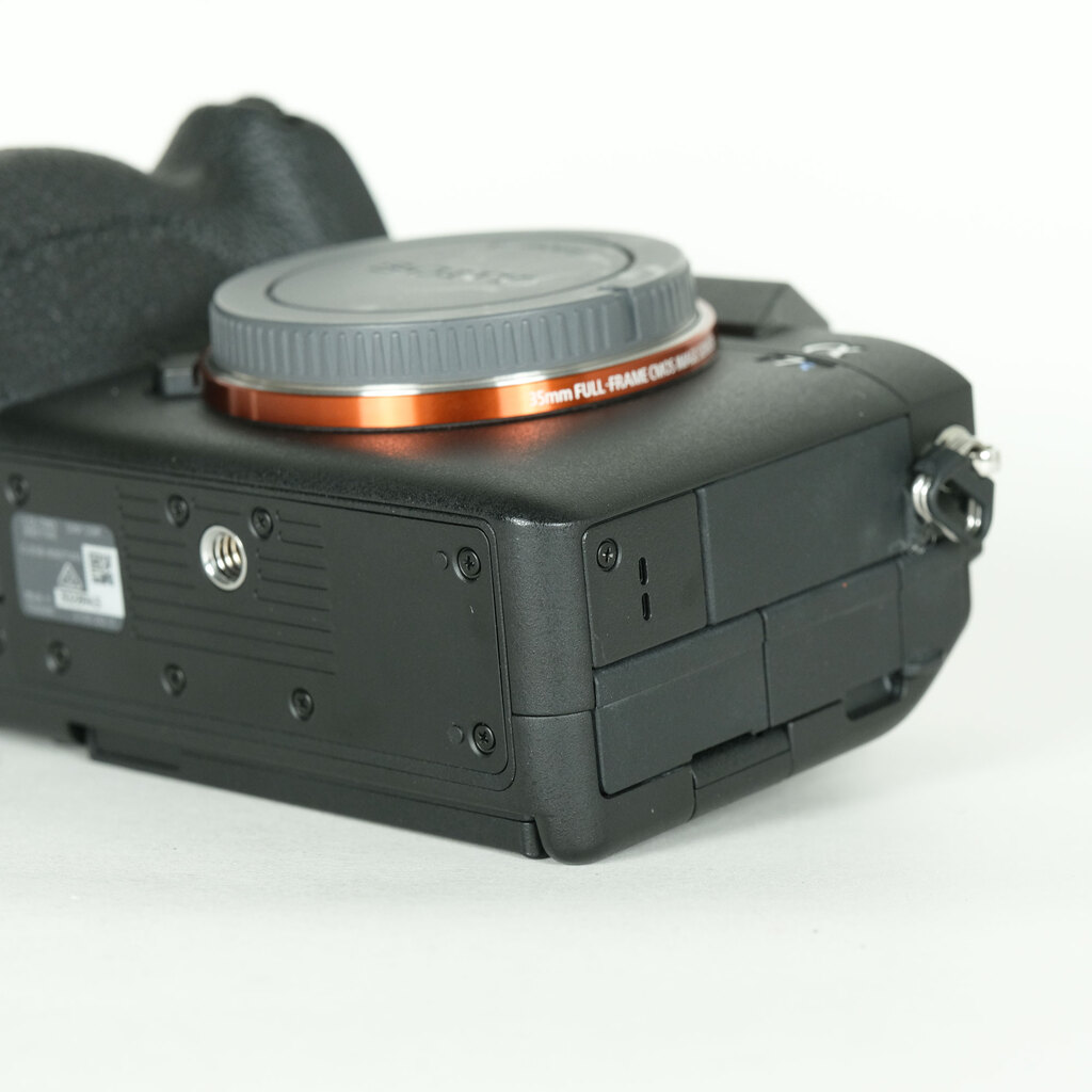 SONY α7S III(ILCE-7SM3) SONY α7S III(ILCE-7SM3)