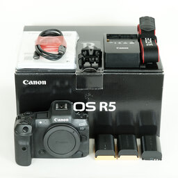 Canon EOS R5 Canon EOS R5