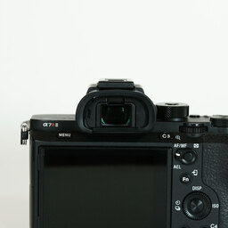 SONY α7R II(ILCE-7RM2) SONY α7R II(ILCE-7RM2)