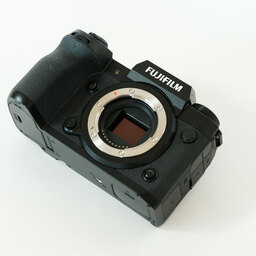 FUJIFILM X-H2 FUJIFILM X-H2