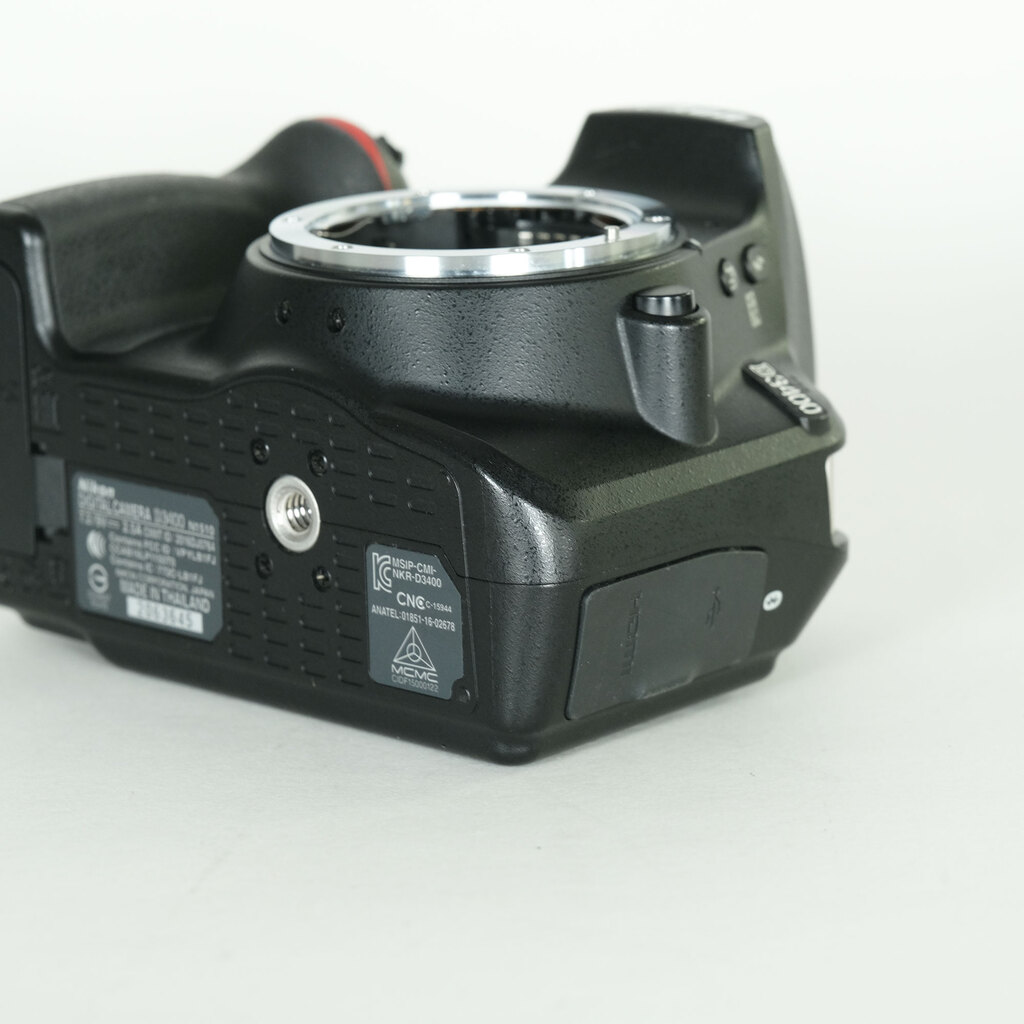 Nikon D3400