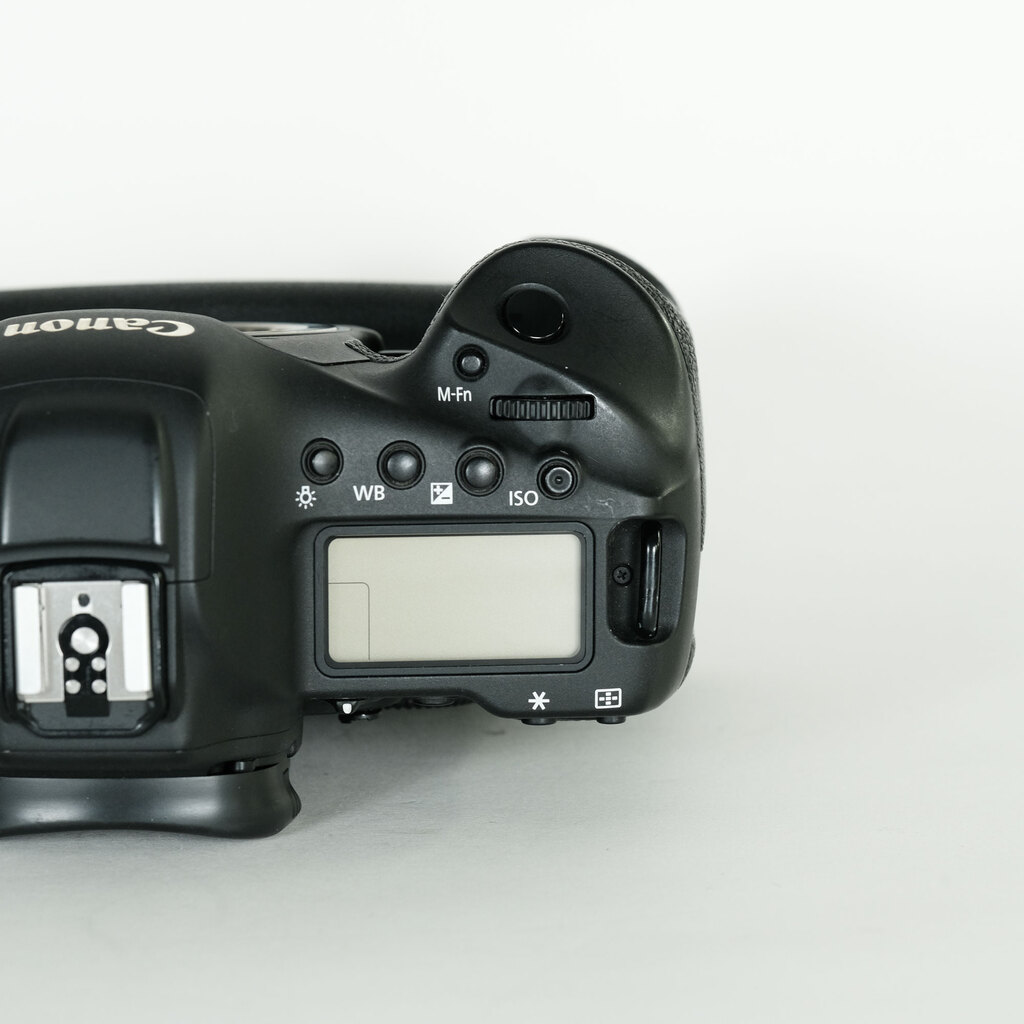 Canon EOS-1D X Mark II Canon EOS-1D X Mark II