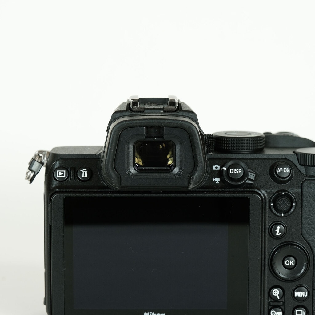Nikon Z5 Nikon Z5