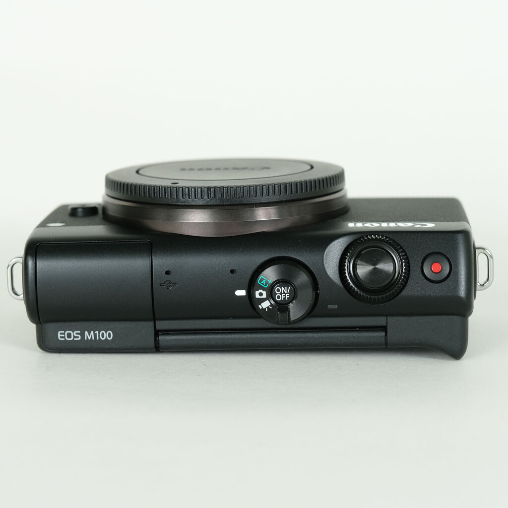 Canon EOS M100