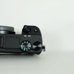 SONY α6400(ILCE-6400) SONY α6400(ILCE-6400)