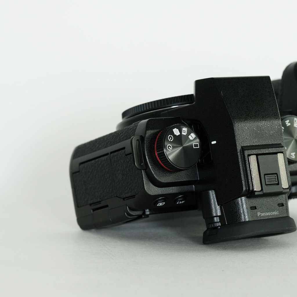 Panasonic LUMIX S5II DC-S5M2 Panasonic LUMIX S5II DC-S5M2