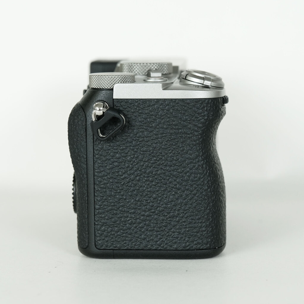 SONY α7C II(ILCE-7CM2) SONY α7C II(ILCE-7CM2)