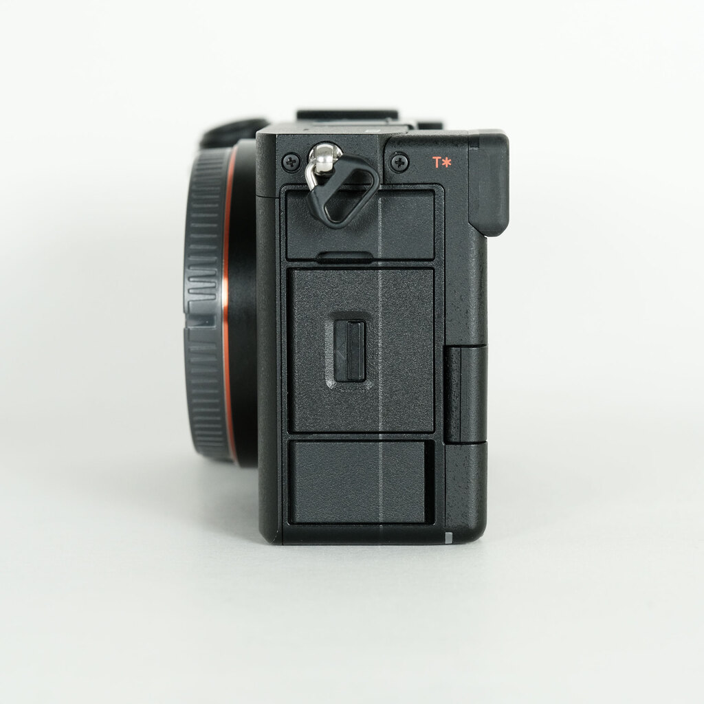 Amazon.com : Sony Alpha 7C II Full-Frame Interchangeable