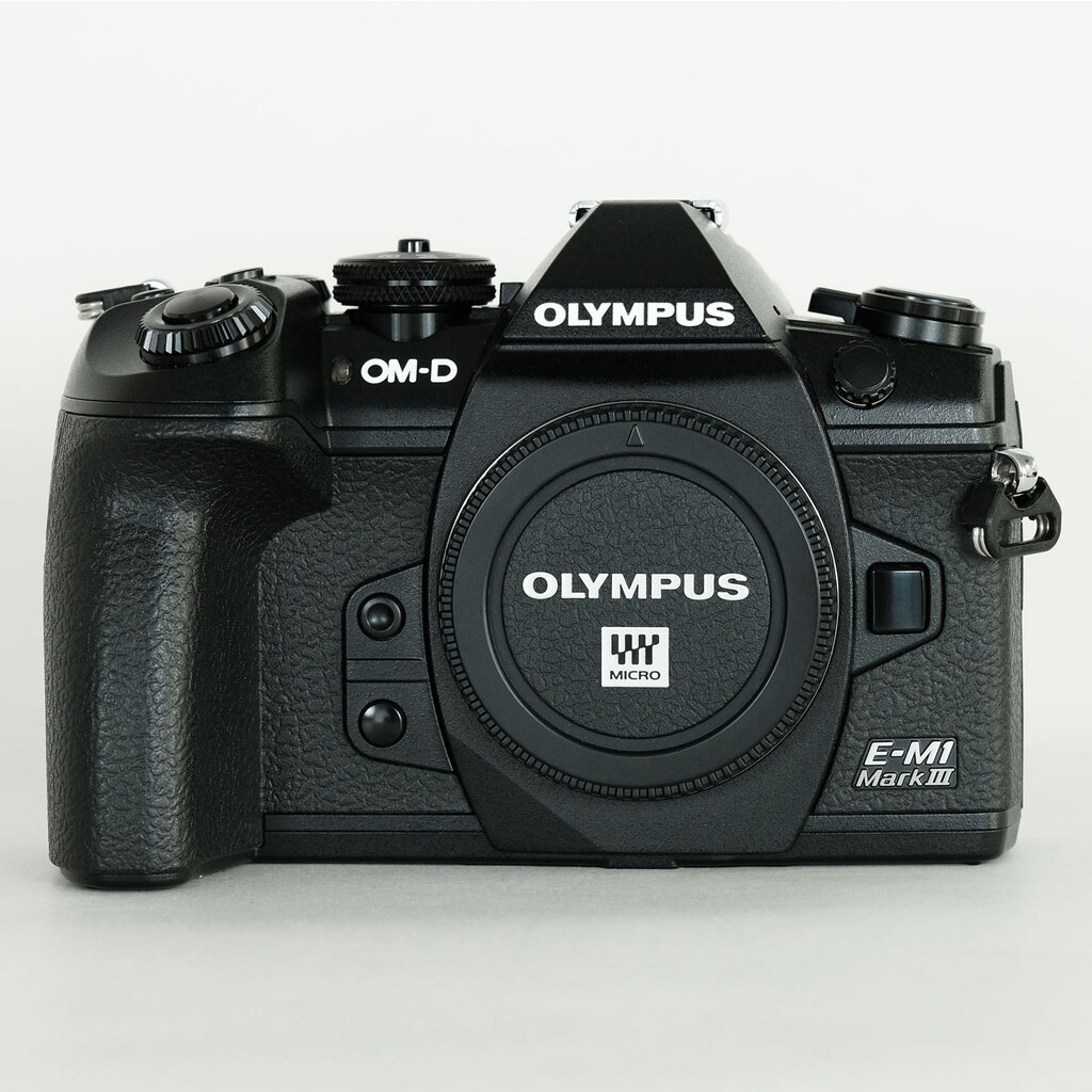 OLYMPUS OM-D E-M1 Mark III OLYMPUS OM-D E-M1 Mark III