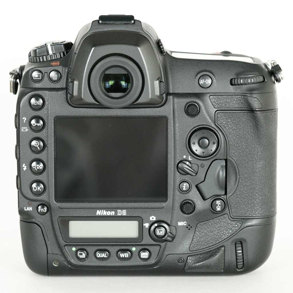 Nikon D5 Nikon D5
