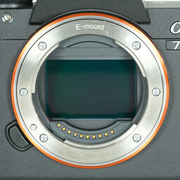 SONY α7R III(ILCE-7RM3) SONY α7R III(ILCE-7RM3)