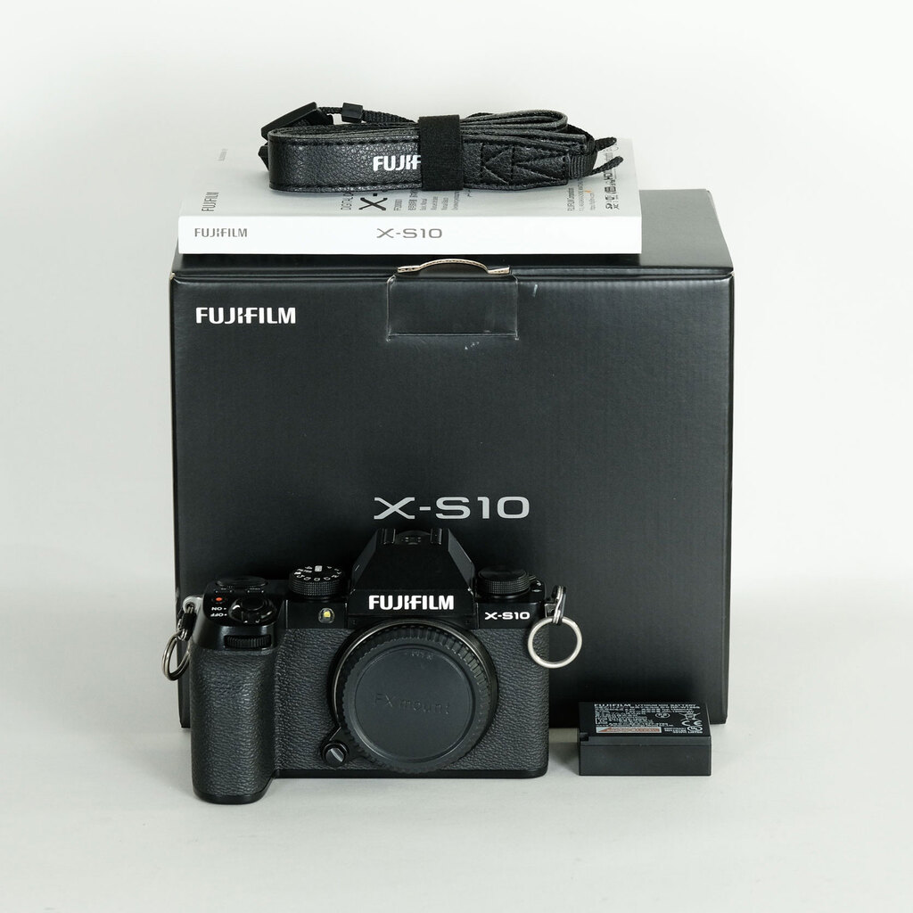 FUJIFILM X-S10の出品 | ONE SCENE（ワンシーン）