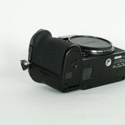 Panasonic LUMIX DC-S5 Panasonic LUMIX DC-S5