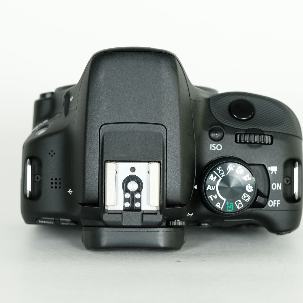 Canon EOS Kiss X7 Canon EOS Kiss X7