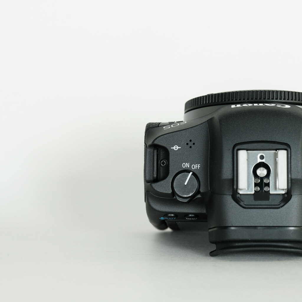 Canon EOS R5 Canon EOS R5