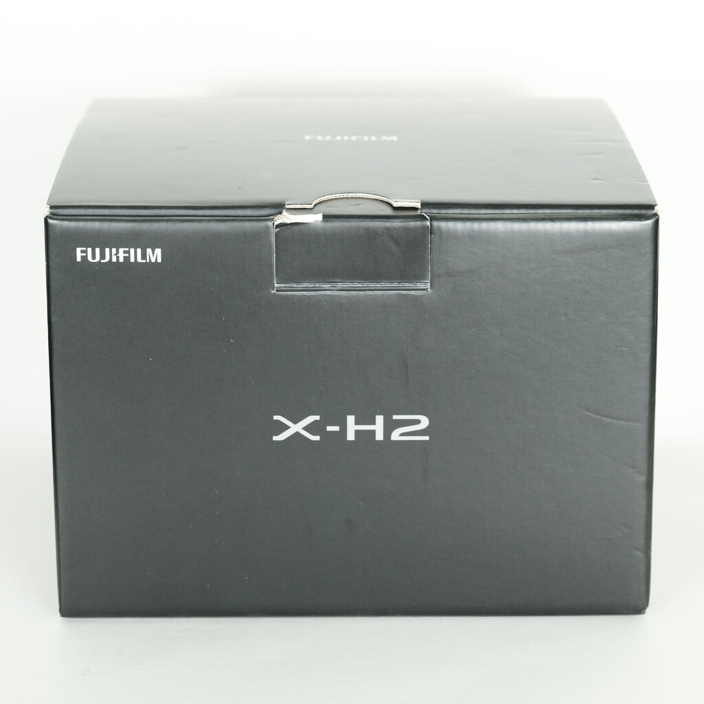 FUJIFILM X-H2 FUJIFILM X-H2