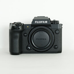 FUJIFILM X-H2 FUJIFILM X-H2