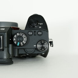 SONY α7R III(ILCE-7RM3) SONY α7R III(ILCE-7RM3)