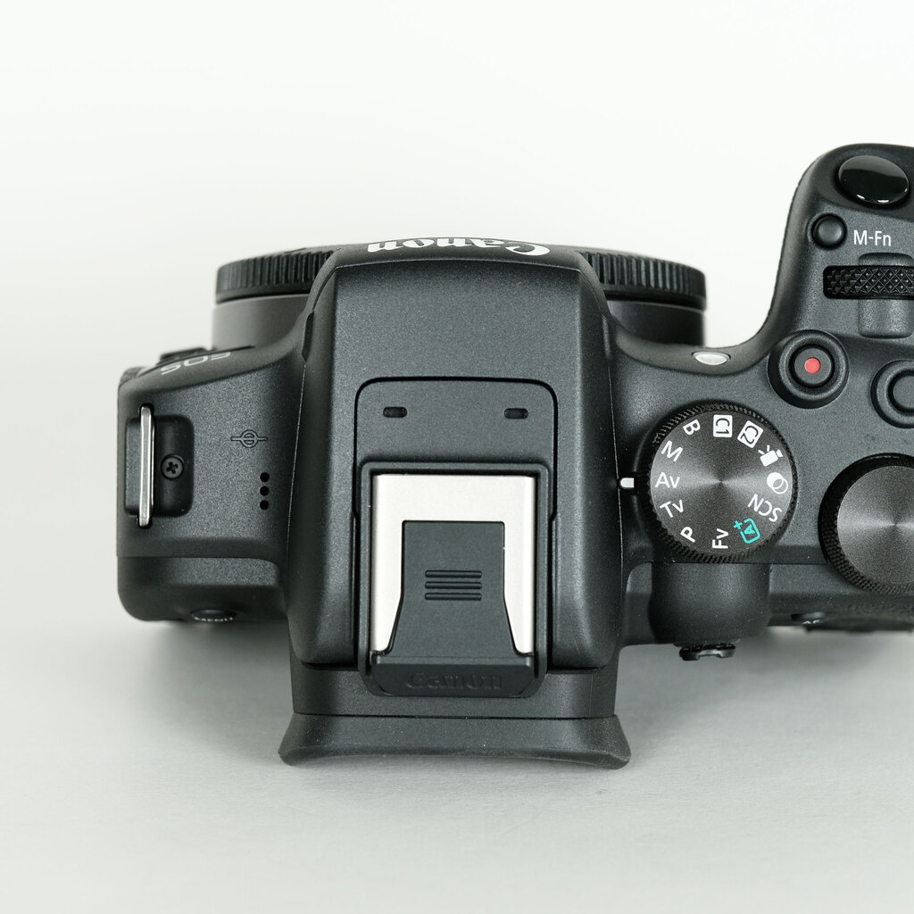 Canon EOS R10 Canon EOS R10