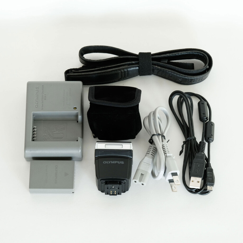 OLYMPUS PEN-F OLYMPUS PEN-F