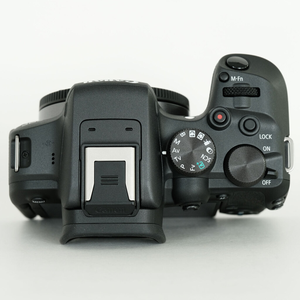 Canon EOS R10 Canon EOS R10