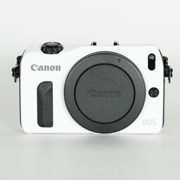 Canon EOS M ボディ ホワイト Canon EOS M ボディ ホワイト