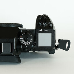 FUJIFILM X-H1 FUJIFILM X-H1