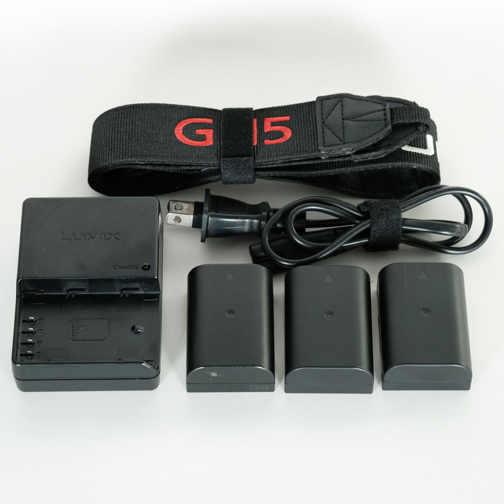 Panasonic LUMIX DC-GH5 Panasonic LUMIX DC-GH5