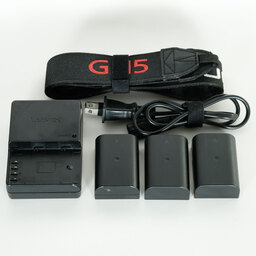 Panasonic LUMIX DC-GH5 Panasonic LUMIX DC-GH5