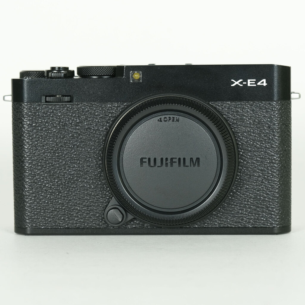 FUJIFILM X-E4 FUJIFILM X-E4