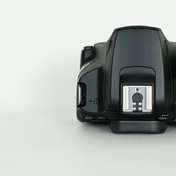 Canon EOS Kiss X10 Canon EOS Kiss X10