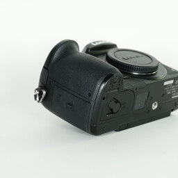 Panasonic LUMIX DC-GH5 Panasonic LUMIX DC-GH5