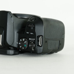 Canon EOS Kiss X10 Canon EOS Kiss X10