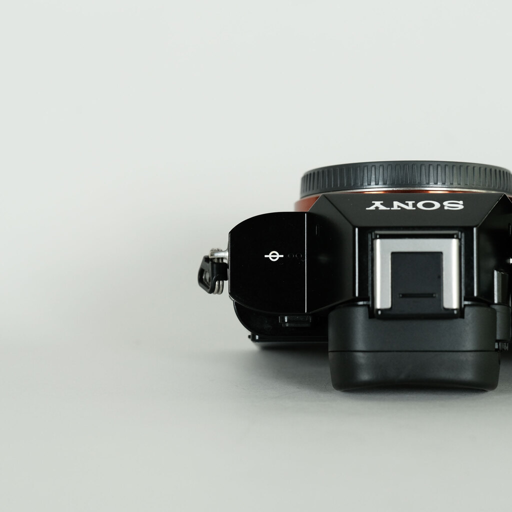 SONY α7(ILCE-7) SONY α7(ILCE-7)