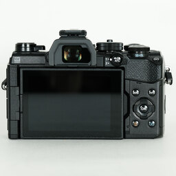 OLYMPUS OM-D E-M5 Mark III