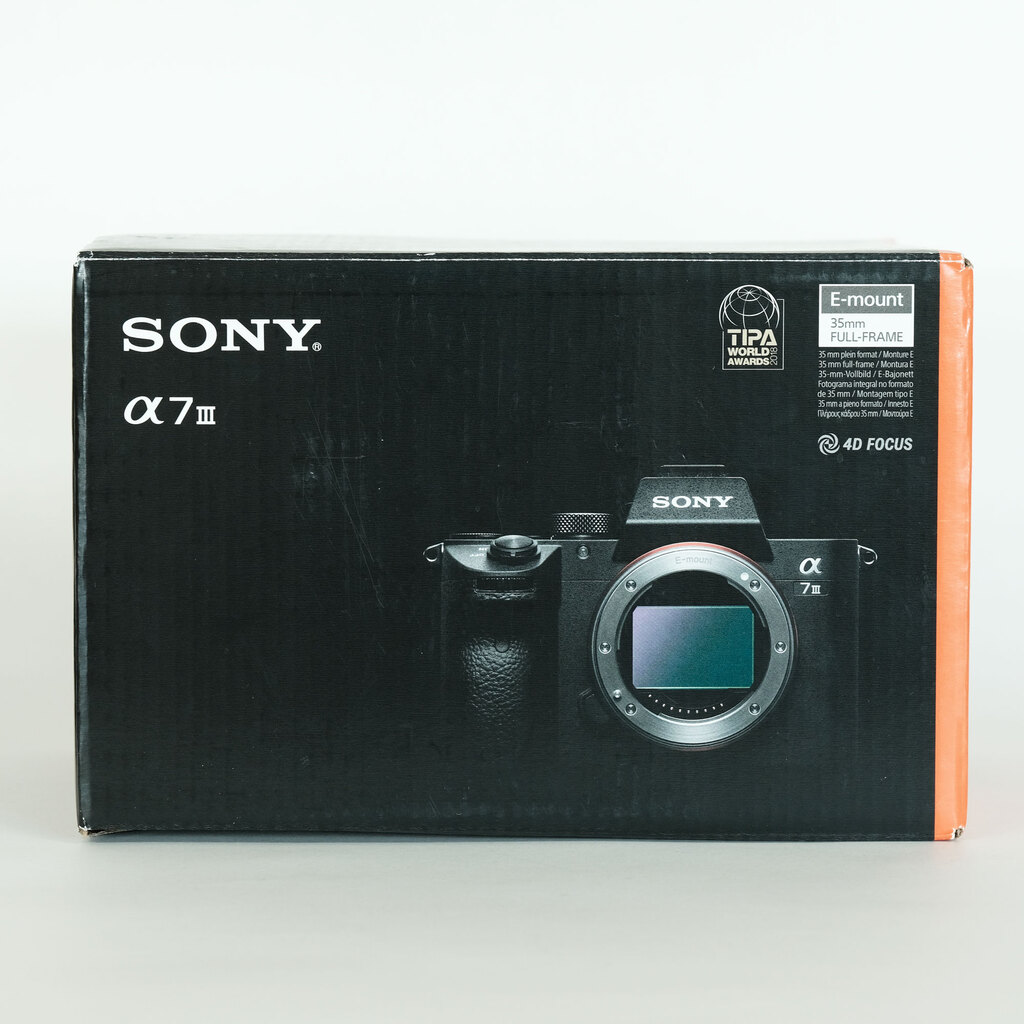 SONY α7 III(ILCE-7M3) SONY α7 III(ILCE-7M3)