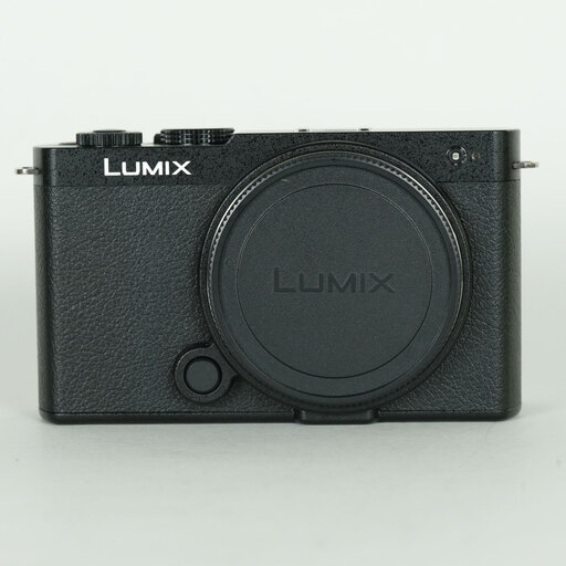 Panasonic LUMIX DC-S9 Panasonic LUMIX DC-S9