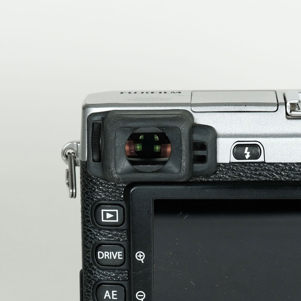 FUJIFILM X-E1 シルバー