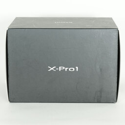 FUJIFILM X-Pro1 FUJIFILM X-Pro1
